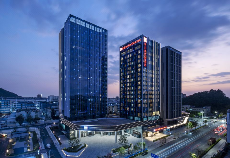 Hilton Garden Inn Shenzhen Airport (深圳机场希尔顿花园酒店)