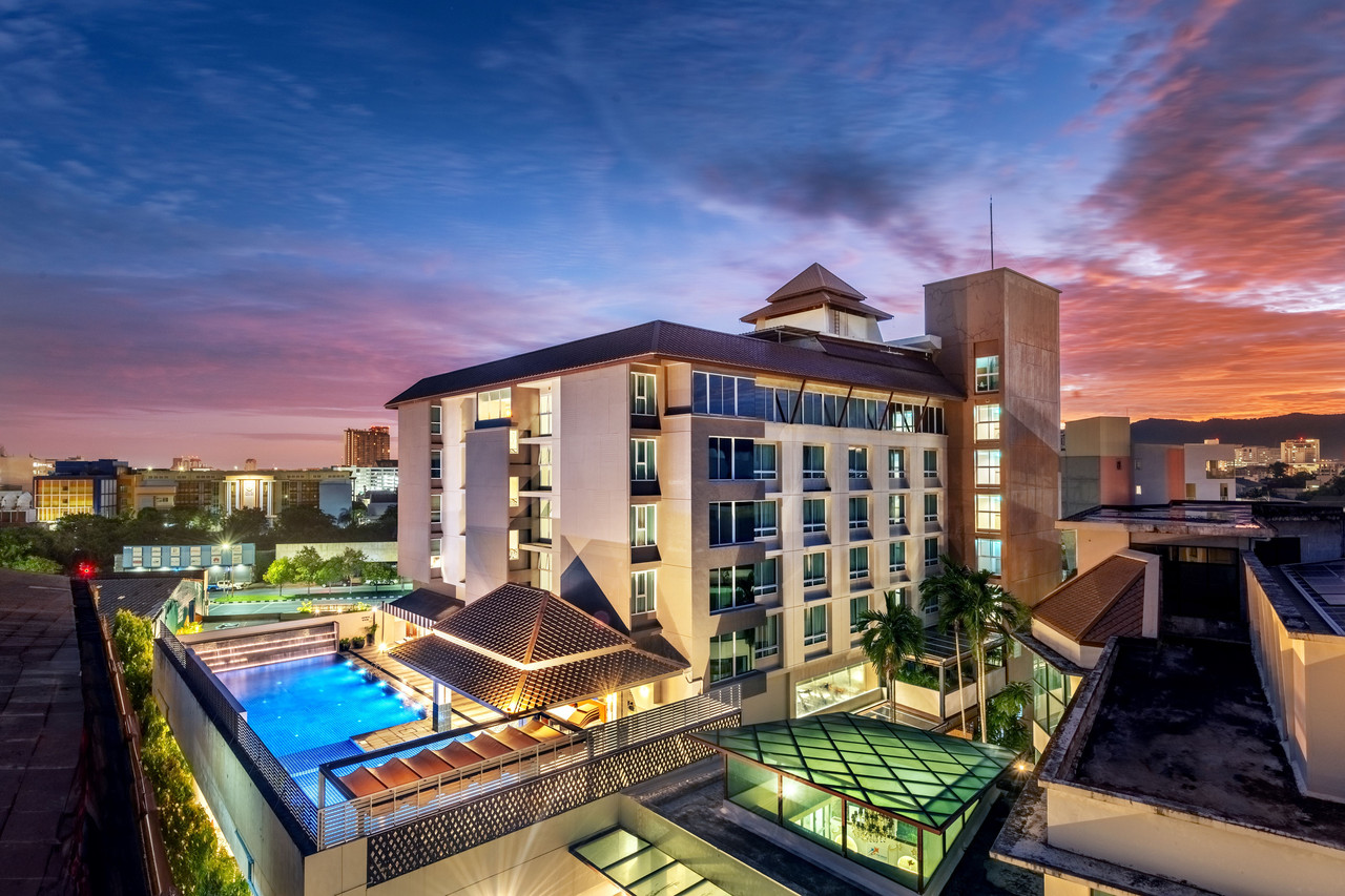 Buri Sriphu Boutique Hotel