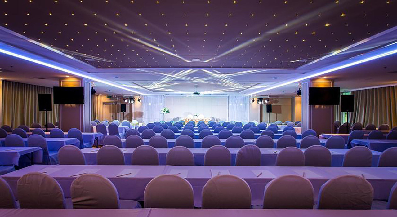 Banquet hall with a starlit ceiling at Crystal Hotel Hat Yai