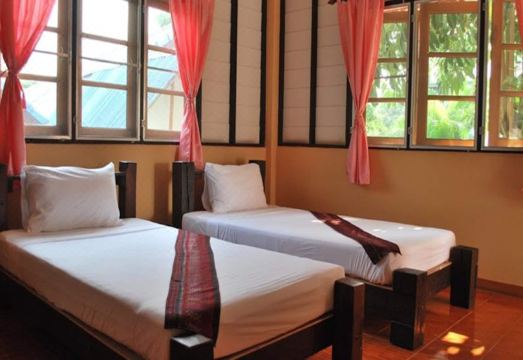 4T Guesthouse