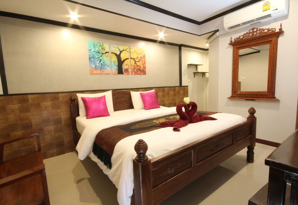 TR Room & Resort (TR Guesthouse)