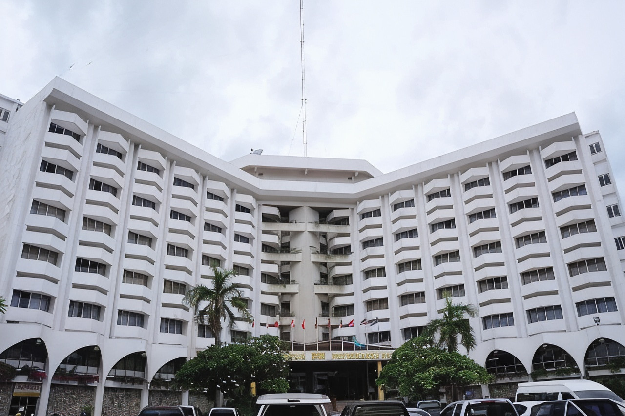 Petchkasem Grand Hotel