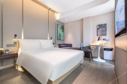 Atour Hotel Suzhou Guanqian Leqiao (苏州观前街乐桥亚朵酒店)