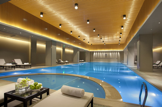 ห้องพัก Citadines Jinji Lake Suzhou (苏州金鸡湖馨乐庭服务公寓) เตียงใหญ่ พื้นไม้ หน้าต่างกว้างวิวเมือง