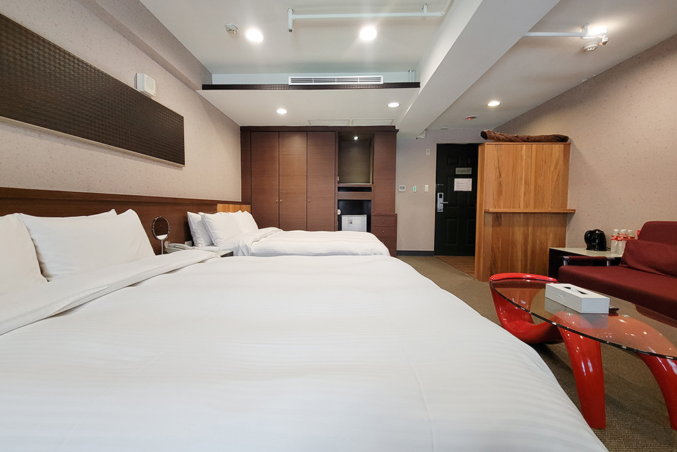 ห้องพัก Classic Family ขนาด 40 ตร.ม. ของ CHECK inn Express Fengchia