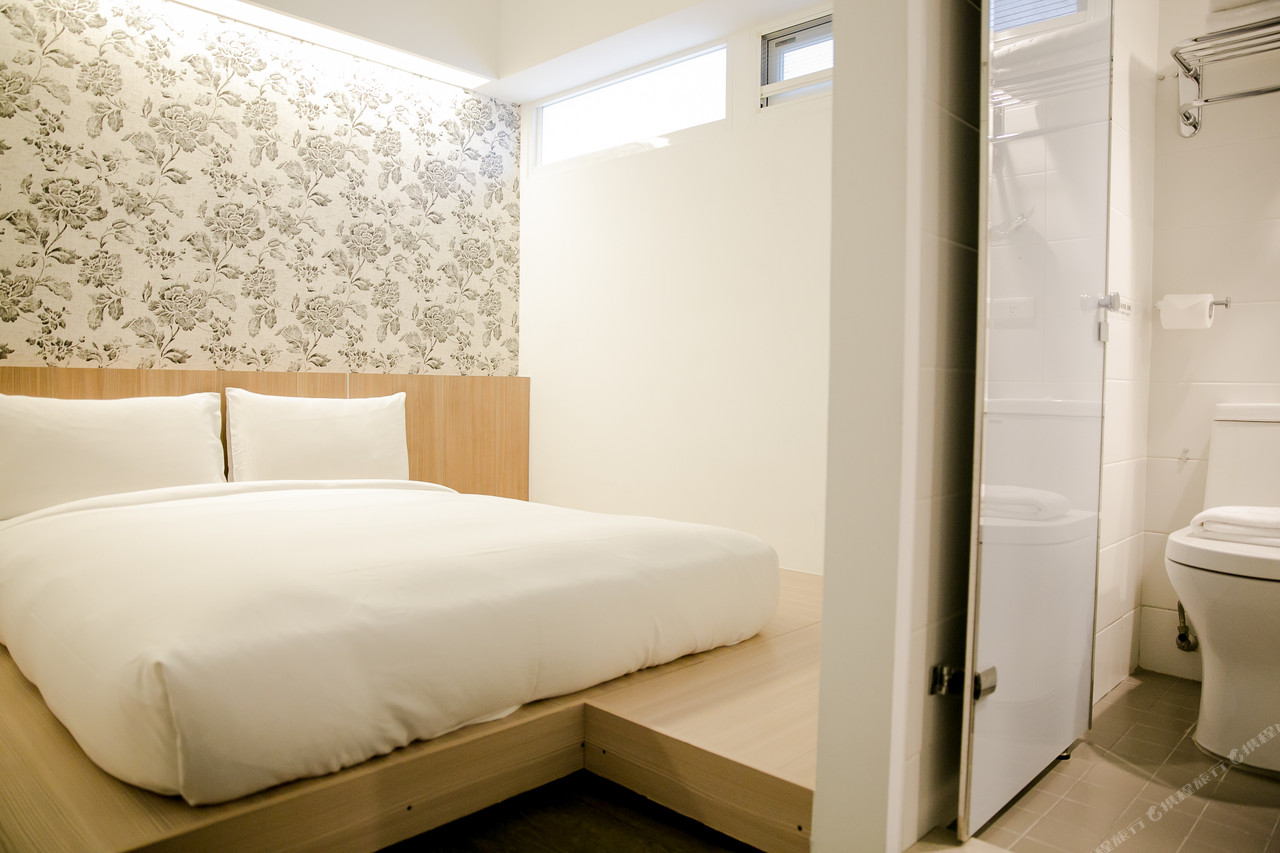 Apartment-style room
