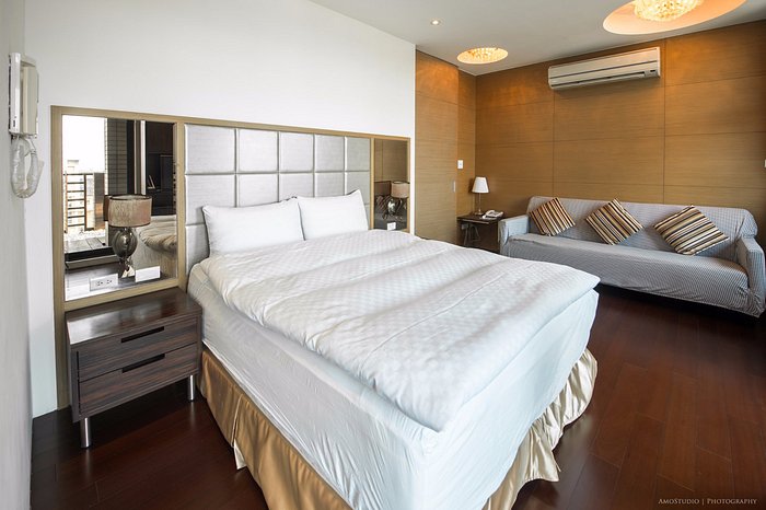 ระเบียงส่วนตัวและวิวเมือง CH Service Apartment