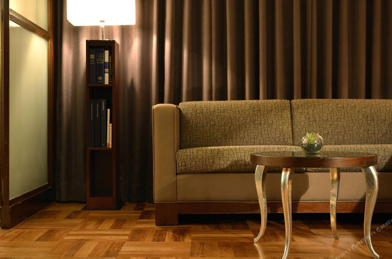 Interior of Les Suites Da An