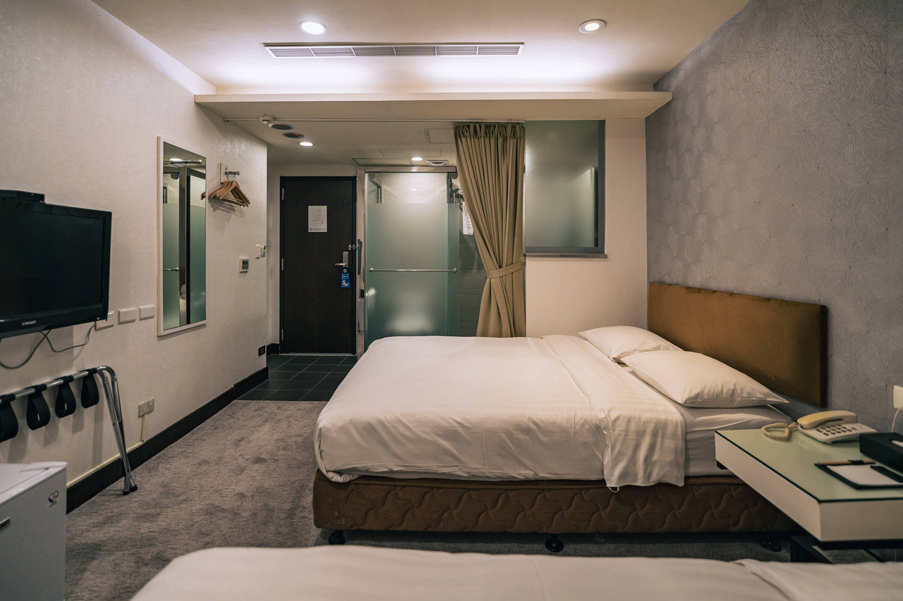 Guest room