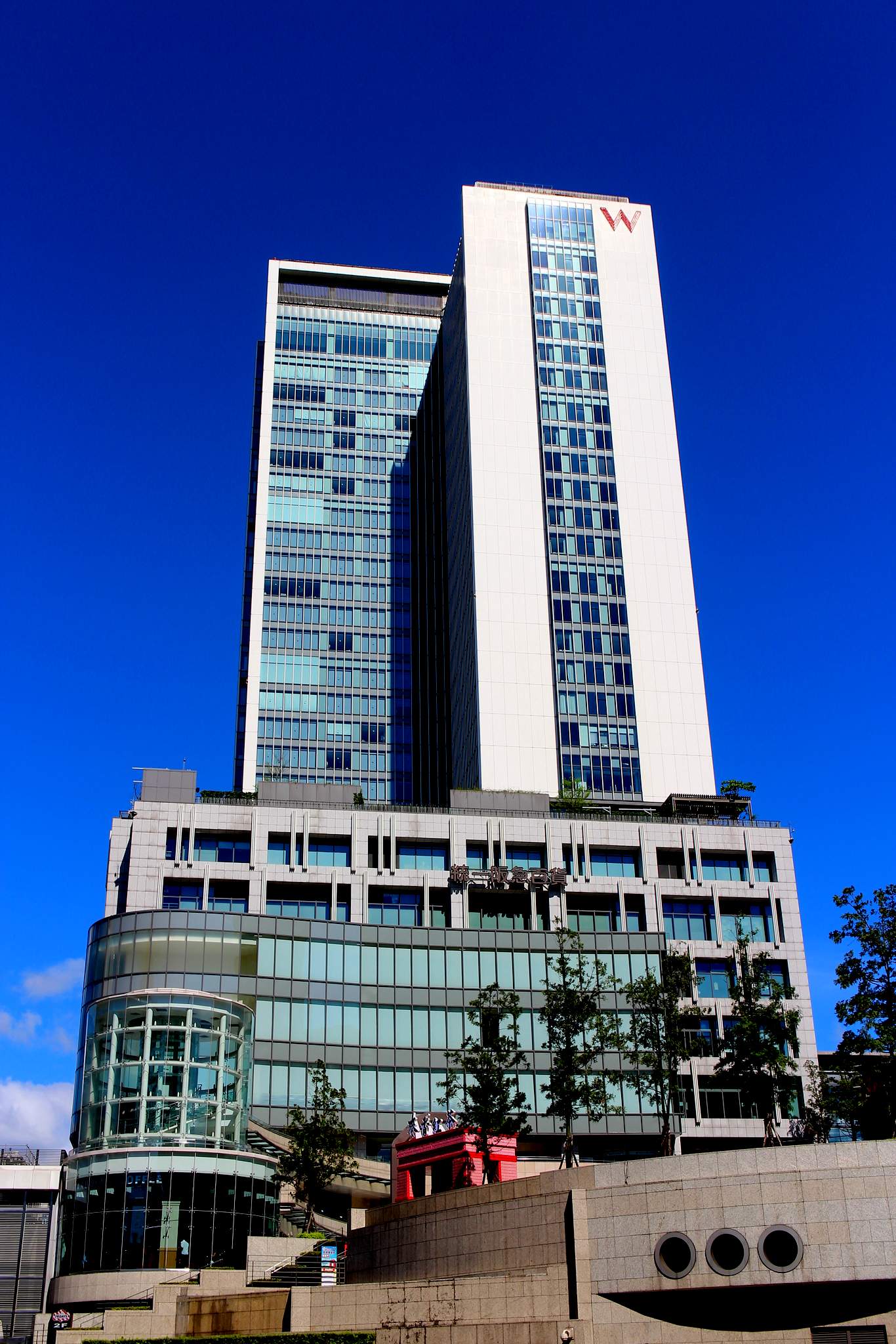 W Taipei