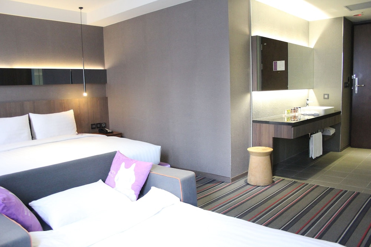 Guest room