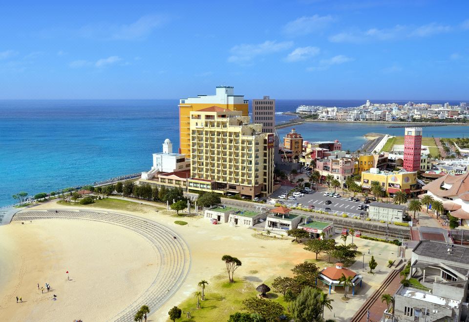 Vessel Hotel Campana Okinawa (Chatan)